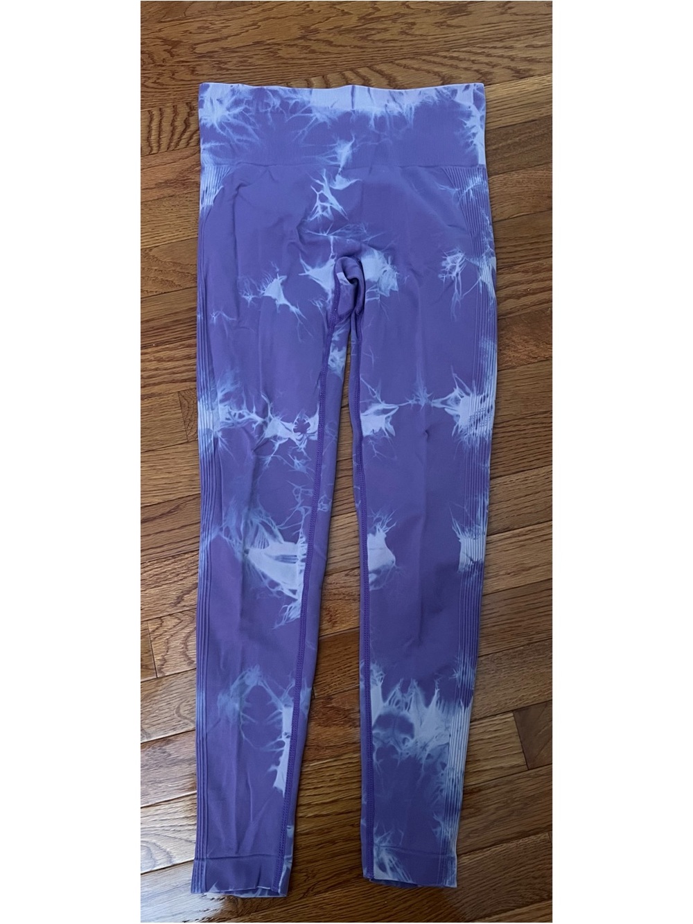 Purple & White Tie-Dye High-Rise Scrunch Butt Leggings